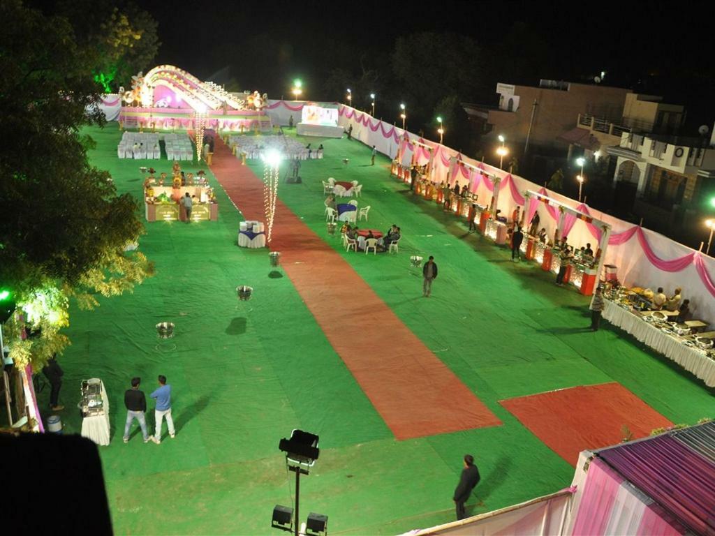 Vandana Hotel Nāthdwāra Buitenkant foto
